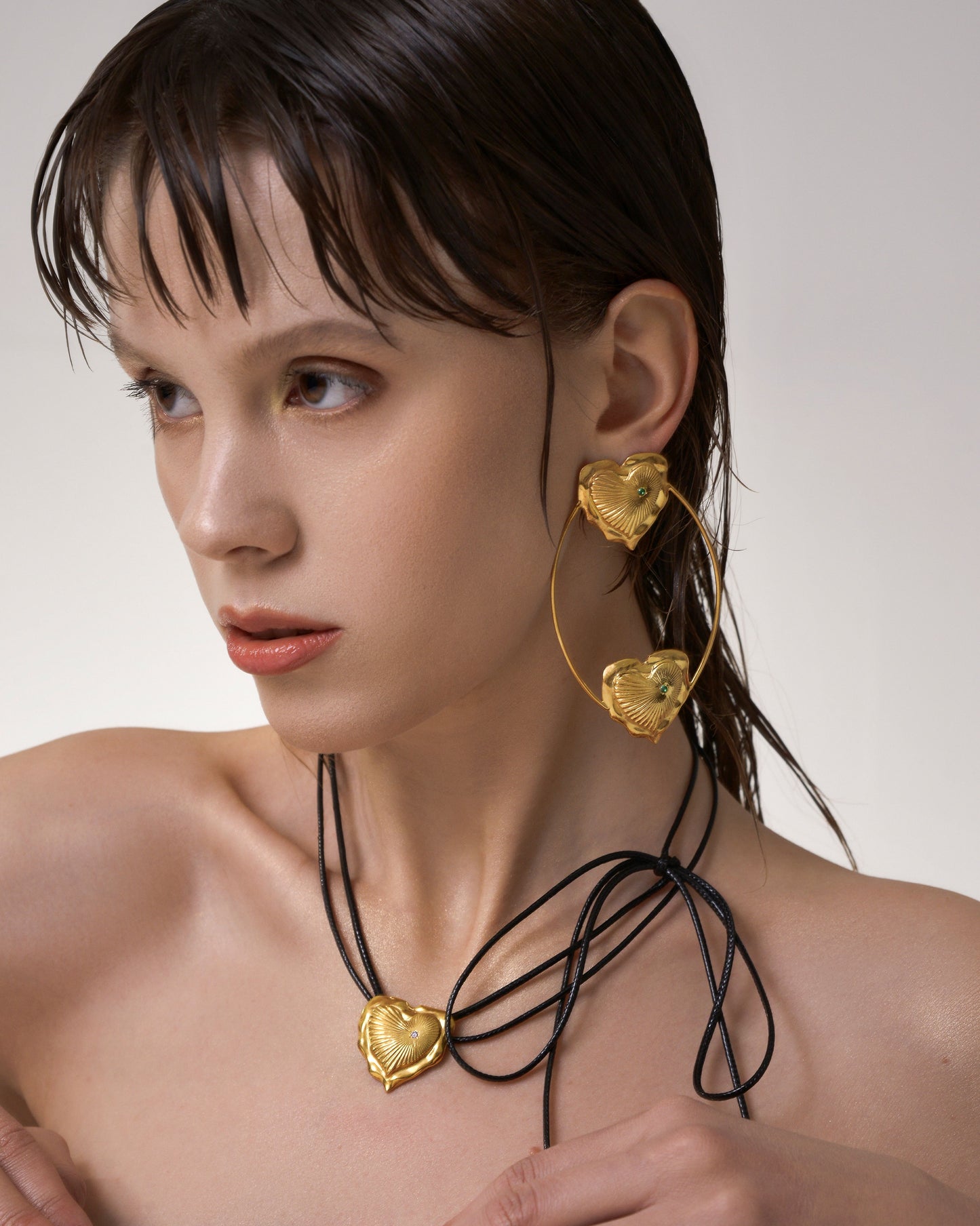 Esttese Heart Loop Earrings