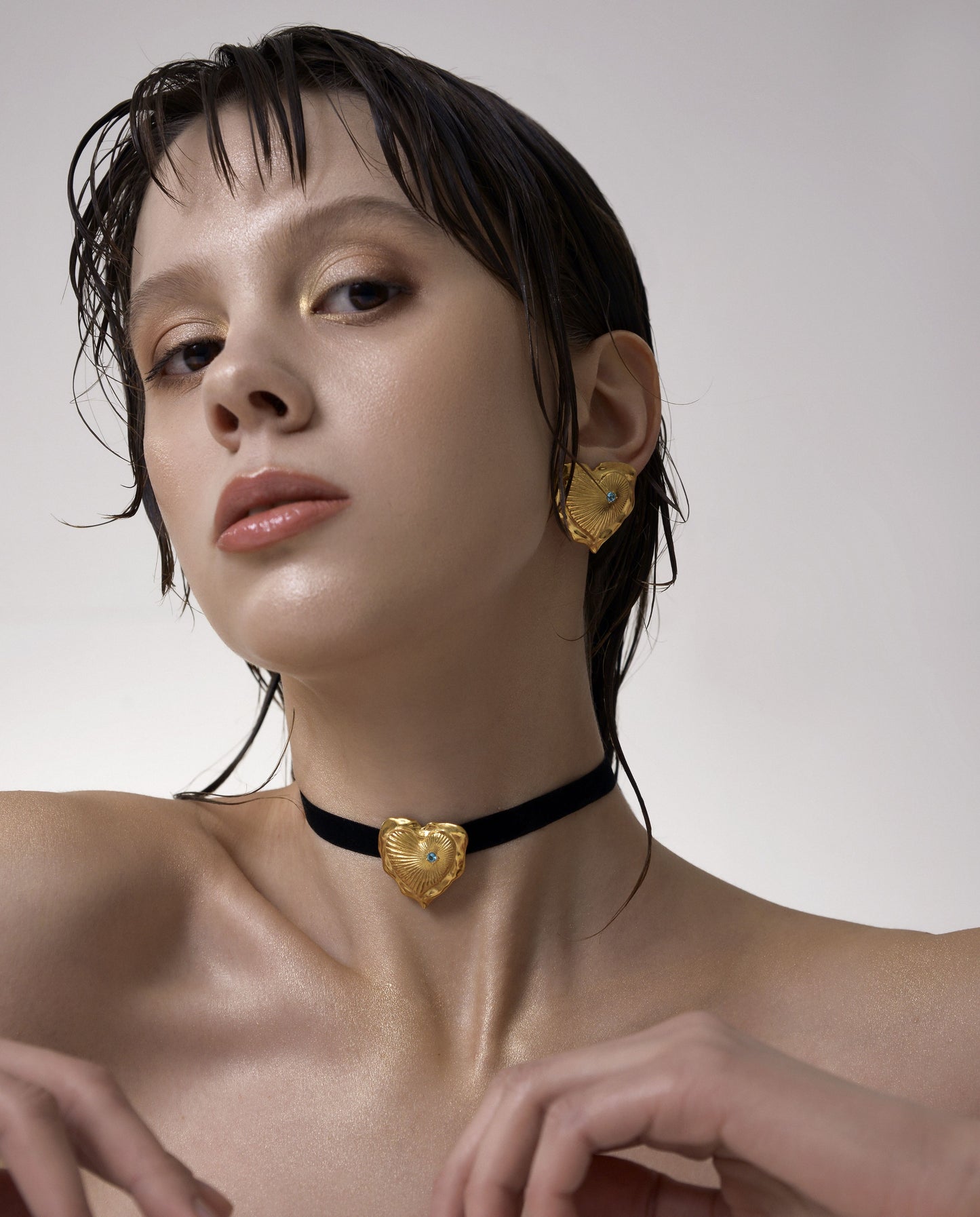 Esttese Heart Pendant Choker Necklace