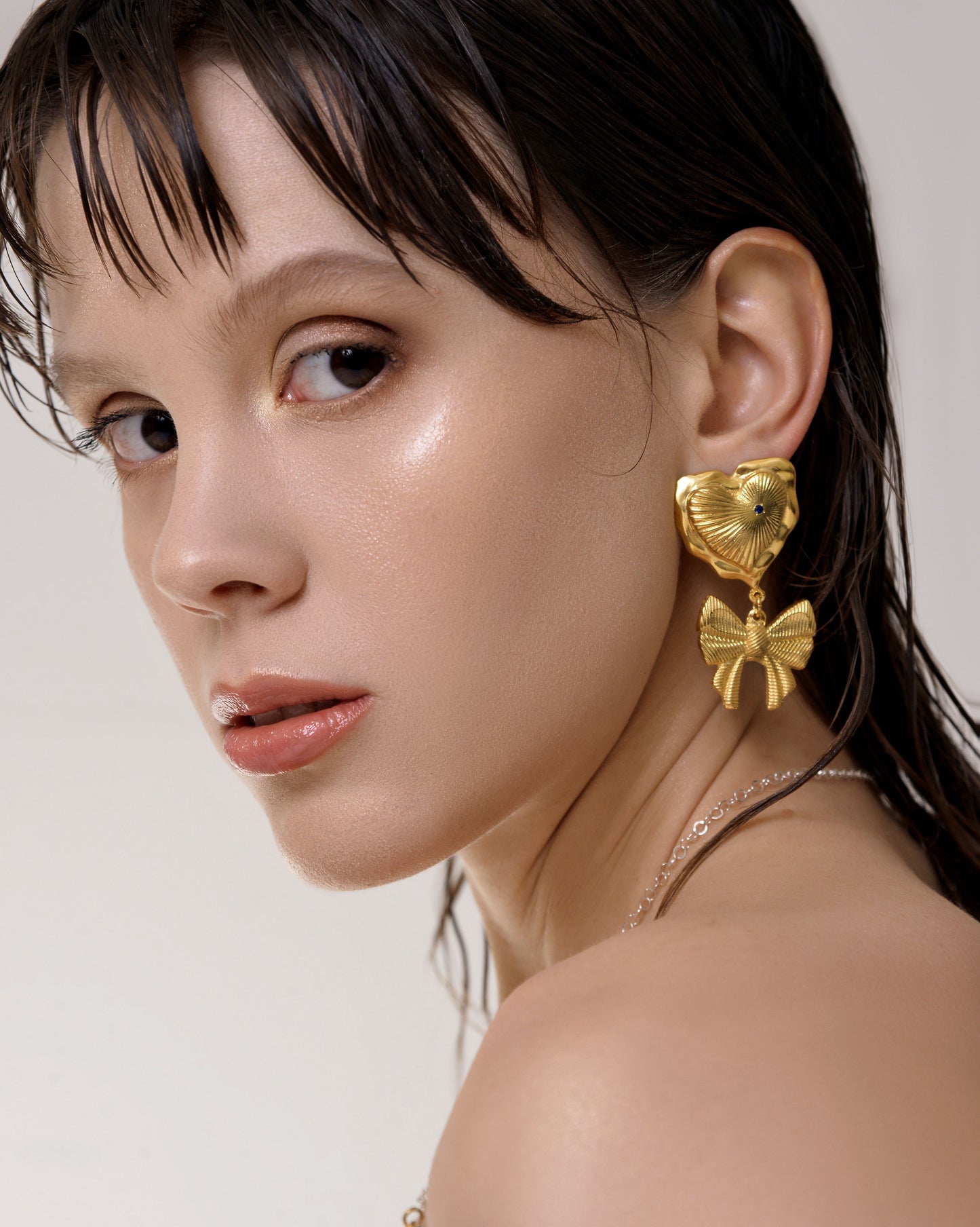 Esttese Heart Bow Earrings